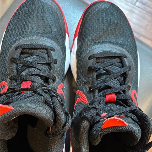 Nike KD Trey 5 IX Bred sz 10.5 - Picture 7 of 8